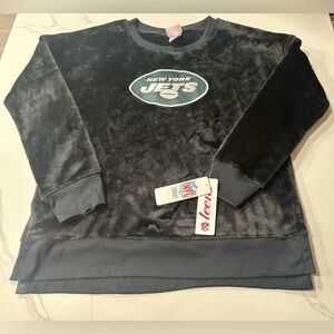 New York Jets Juniors / Teen Women’s Sweater (XL) Retails For $40